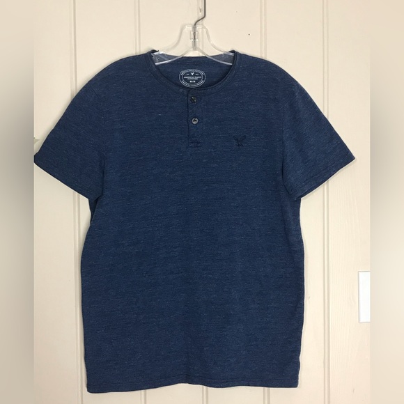 American Eagle 2 Button Polo Henley Shirt
Medium 38 - 40
Lightweight Stretch Mat - Picture 3 of 14